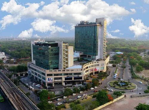 Hotel Crowne Plaza Rohini Escort  