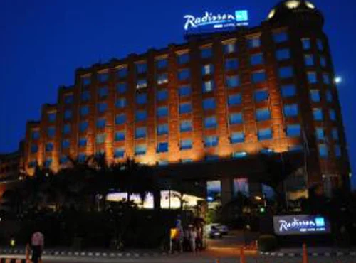 Hotel Radisson Noida Escort  